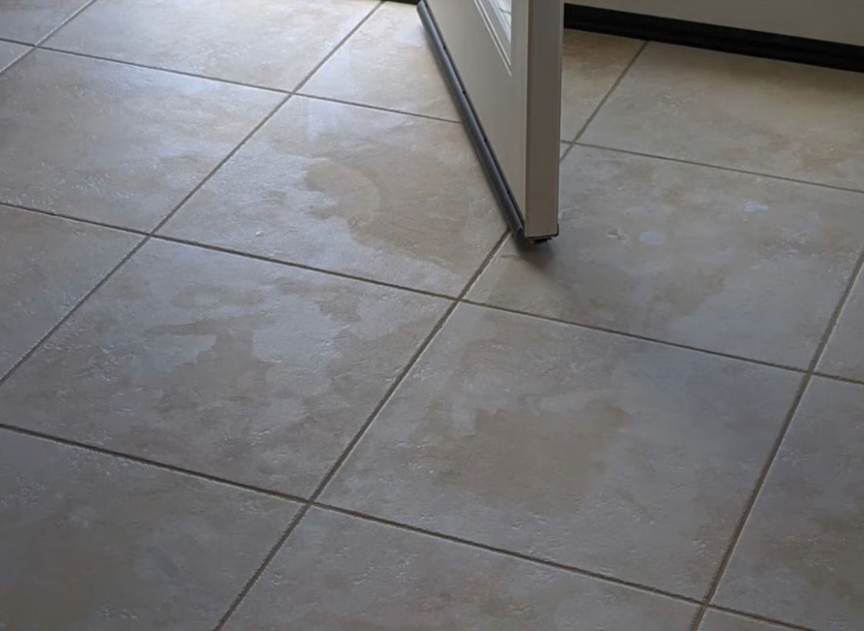 (image for) Porcelain Tile Cleaning Paradox from the ISSA & Jeff Cross !